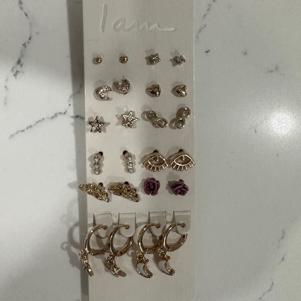 I am | Earrings Set